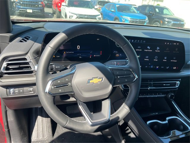 2025 Chevrolet Traverse photo 15