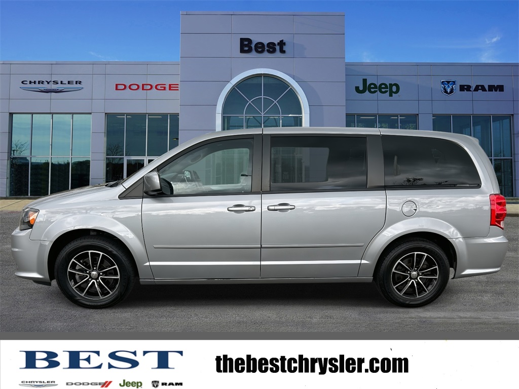 Used 2015 Dodge Grand Caravan R/T with VIN 2C4RDGEG1FR687207 for sale in Plymouth, MA