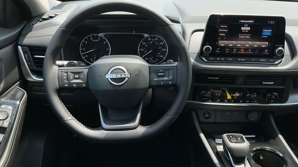 2026 Nissan Rogue SV photo 2