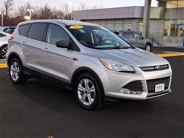 2014 Ford Escape SE photo 2