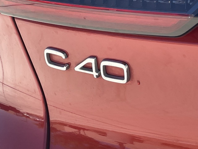 2022 Volvo C40 Recharge photo 6