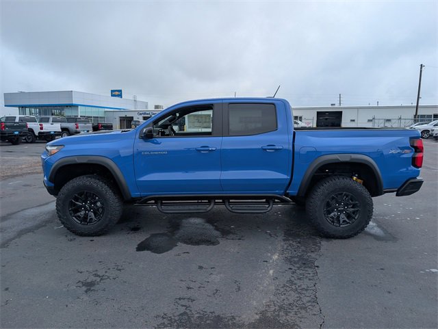 2025 Chevrolet Colorado ZR2 photo 2