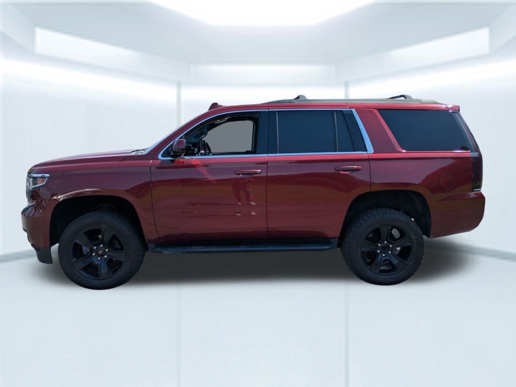 2016 Chevrolet Tahoe LT photo 2