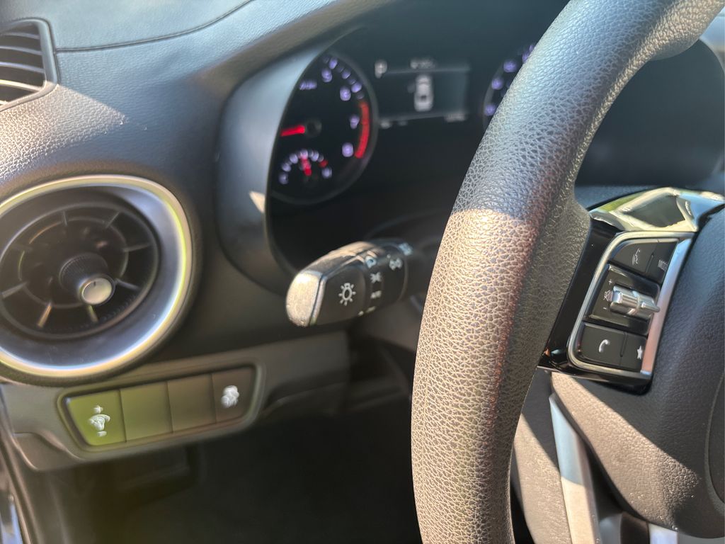 2023 Kia Forte LXS photo 20