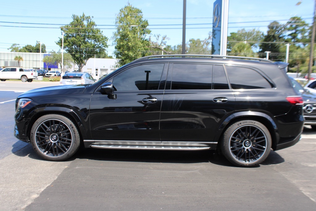 2023 Mercedes Benz GLS 580 4MATIC photo 9