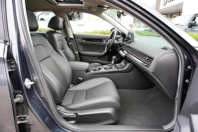 Used 2024 Gray Honda EX-L image 11