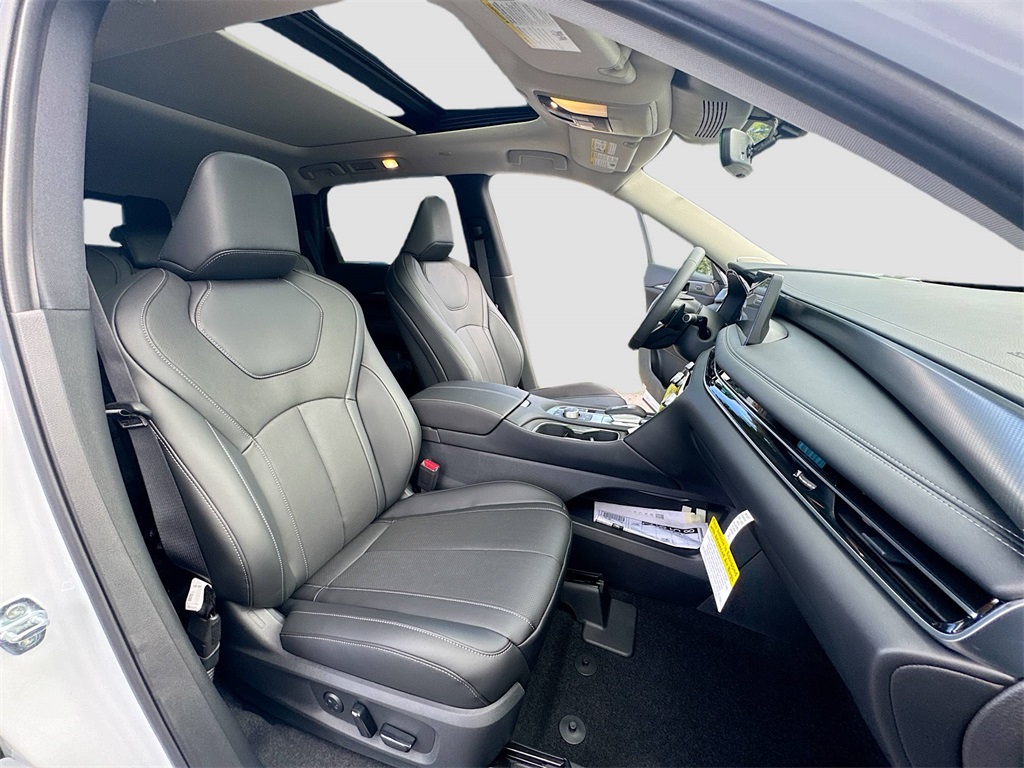 2026 Infiniti QX60 Luxe photo 31