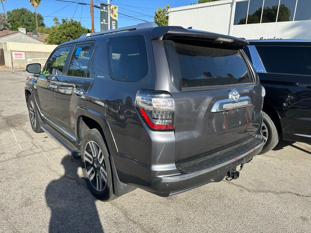 2022 Toyota 4Runner Limited photo 4