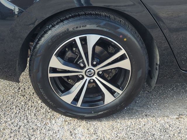 2023 Nissan Sentra SV photo 3