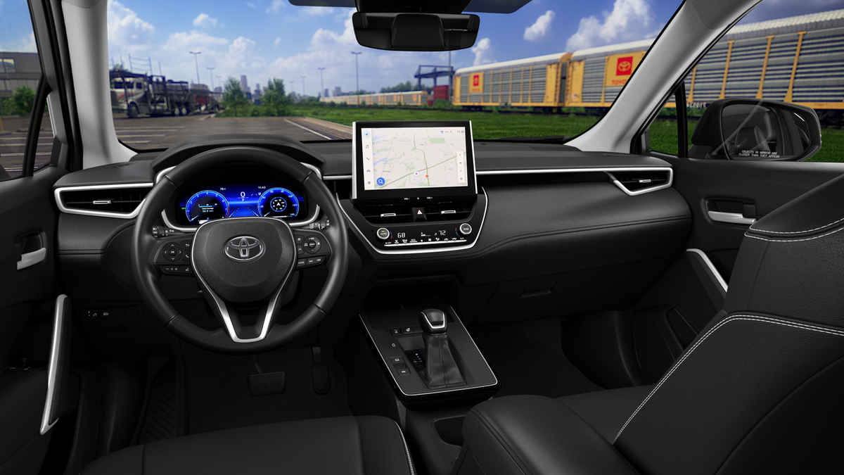2026 Toyota Corolla Cross XLE photo 13