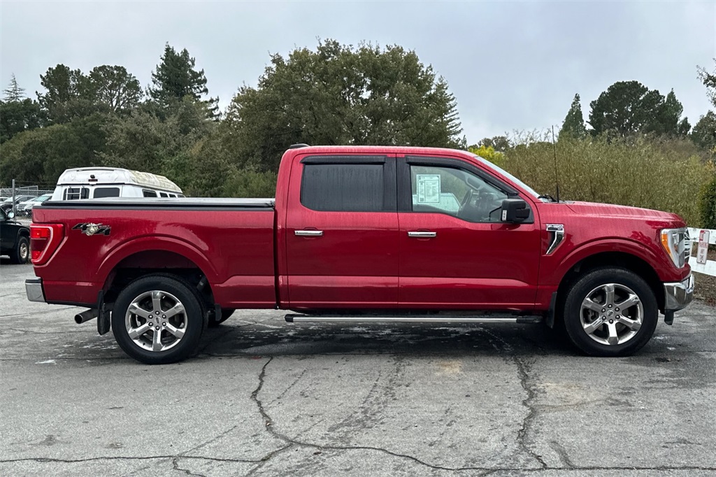 2022 Ford F-150 XLT photo 3