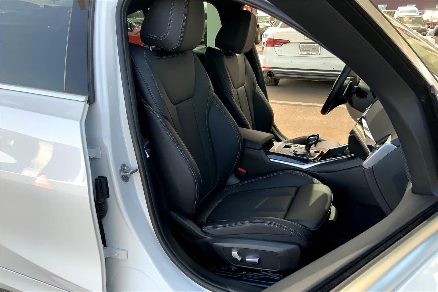 2022 Bmw 330i photo 8