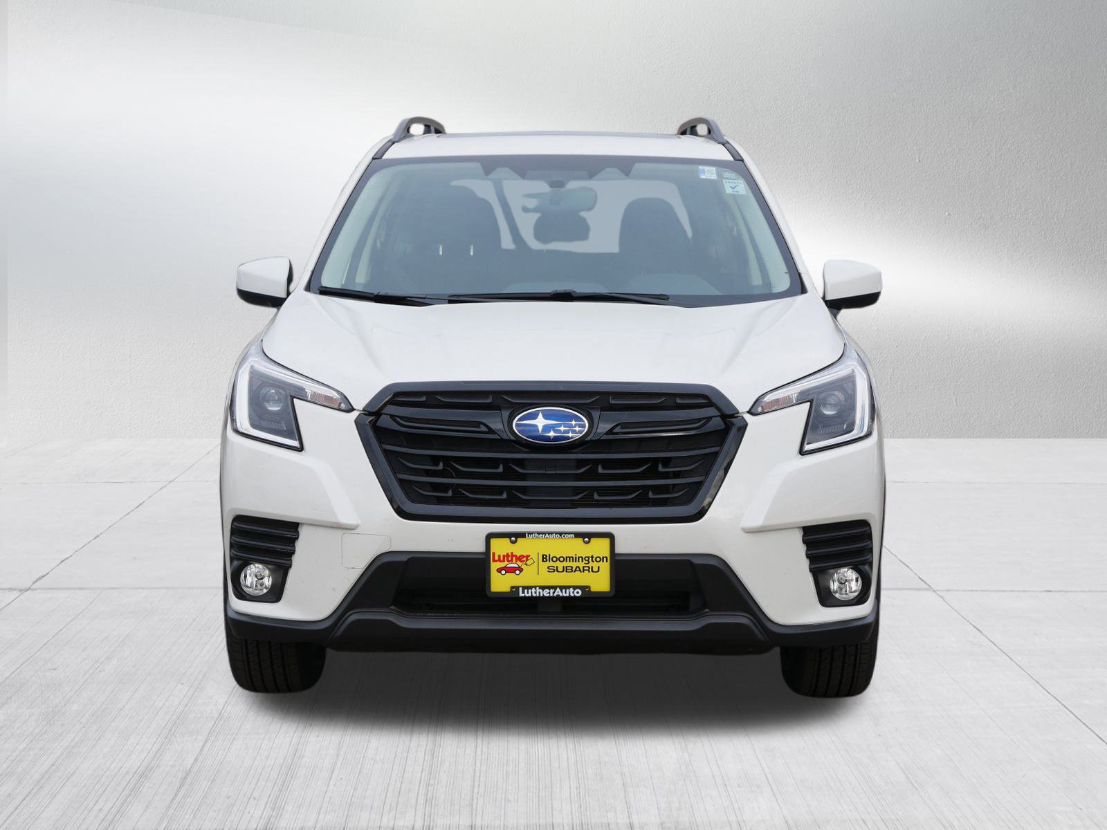 2023 Subaru Forester Premium photo 2