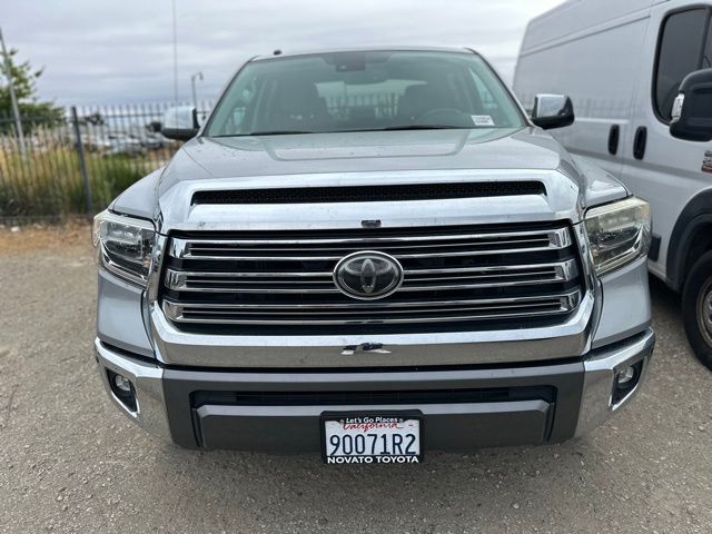 2019 Toyota Tundra Platinum Grade photo 2