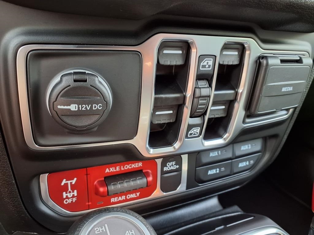 2025 Jeep Wrangler Willys 4xe photo 18