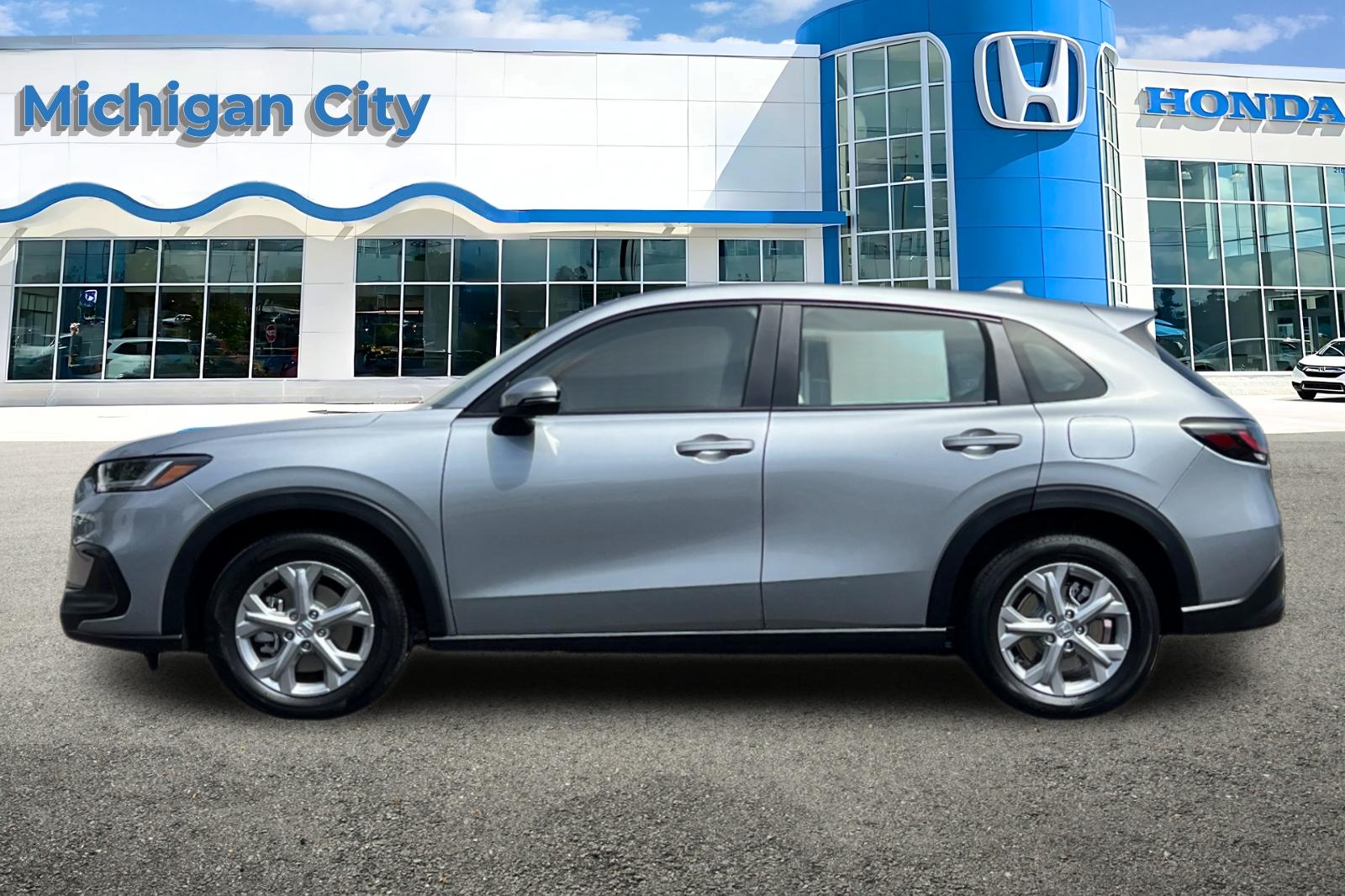 2025 Honda HR-V LX photo 2