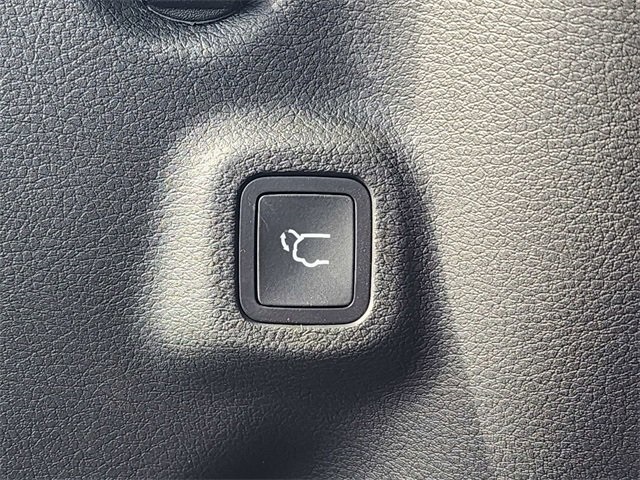 2024 Jeep Compass Latitude photo 13