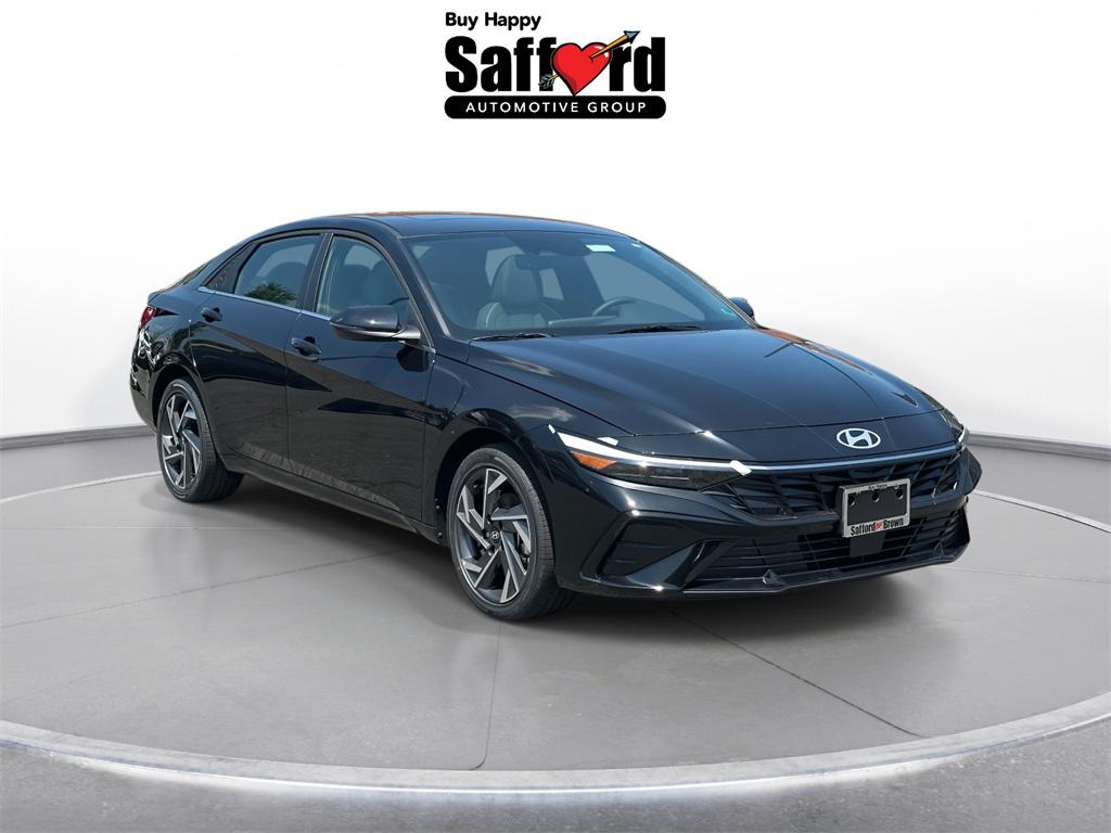 2025 Hyundai Elantra Hybrid Limited photo 9
