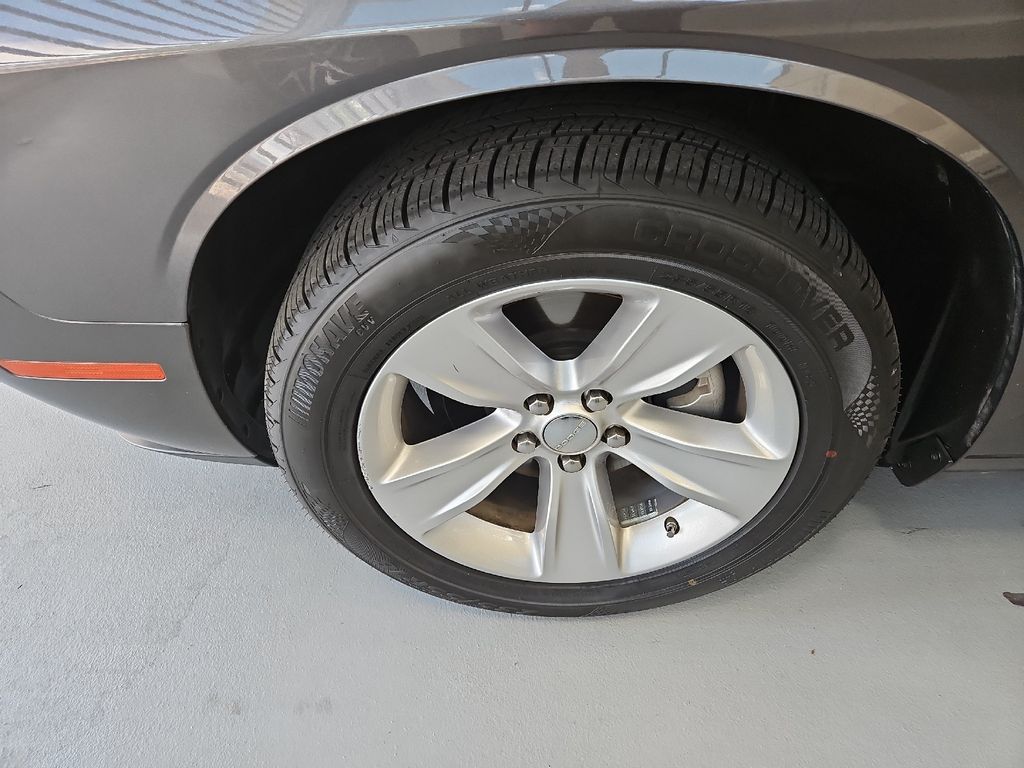 2023 Dodge Challenger SXT photo 30