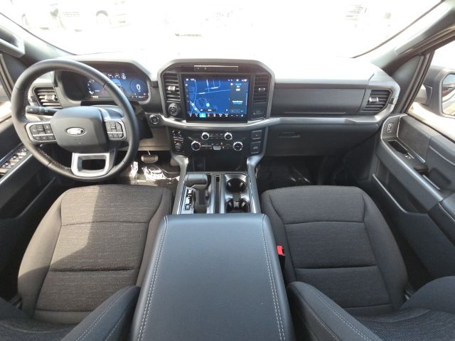2025 Ford F-150 XLT photo 20