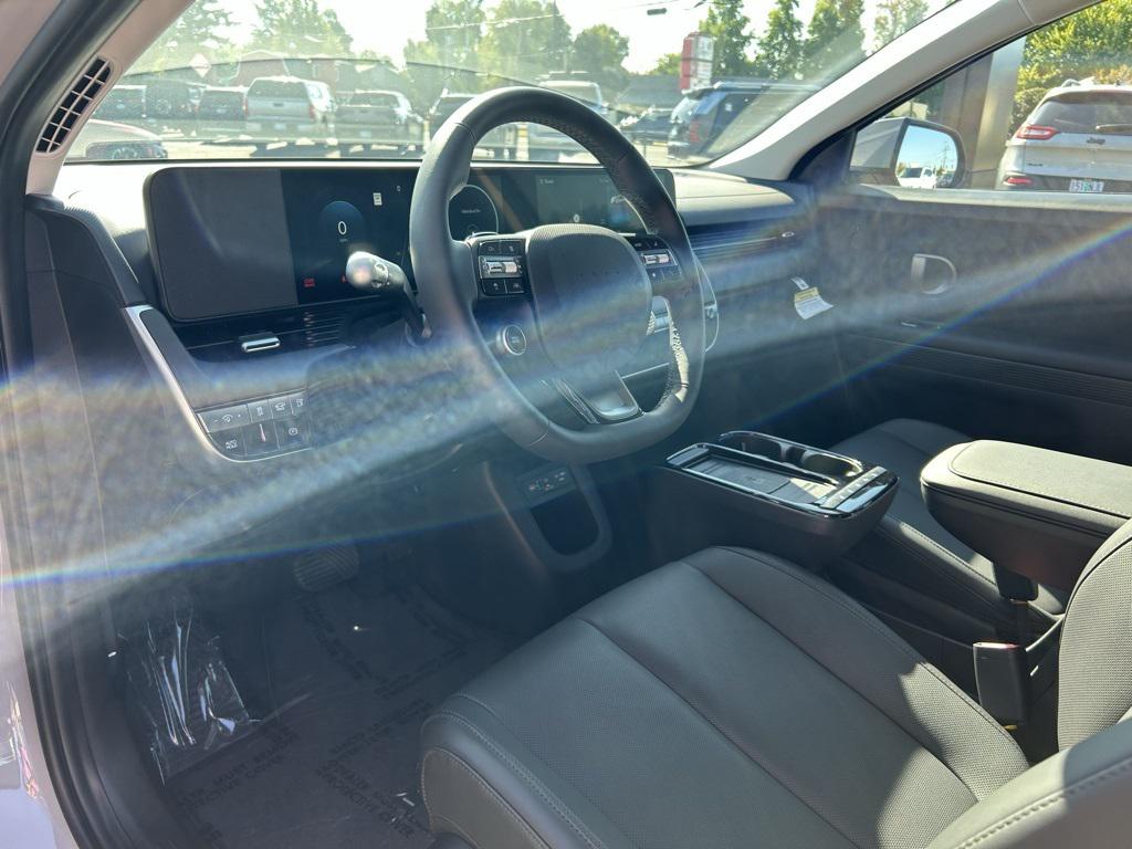 2025 Hyundai Ioniq 5 SEL photo 12