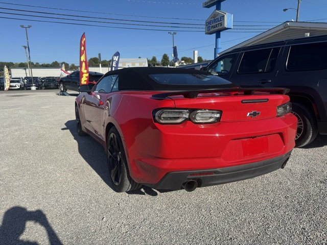 2024 Chevrolet Camaro 1LT photo 2