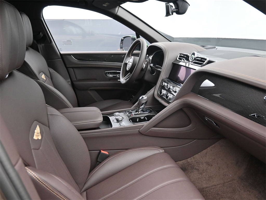2025 Bentley Bentayga S photo 2