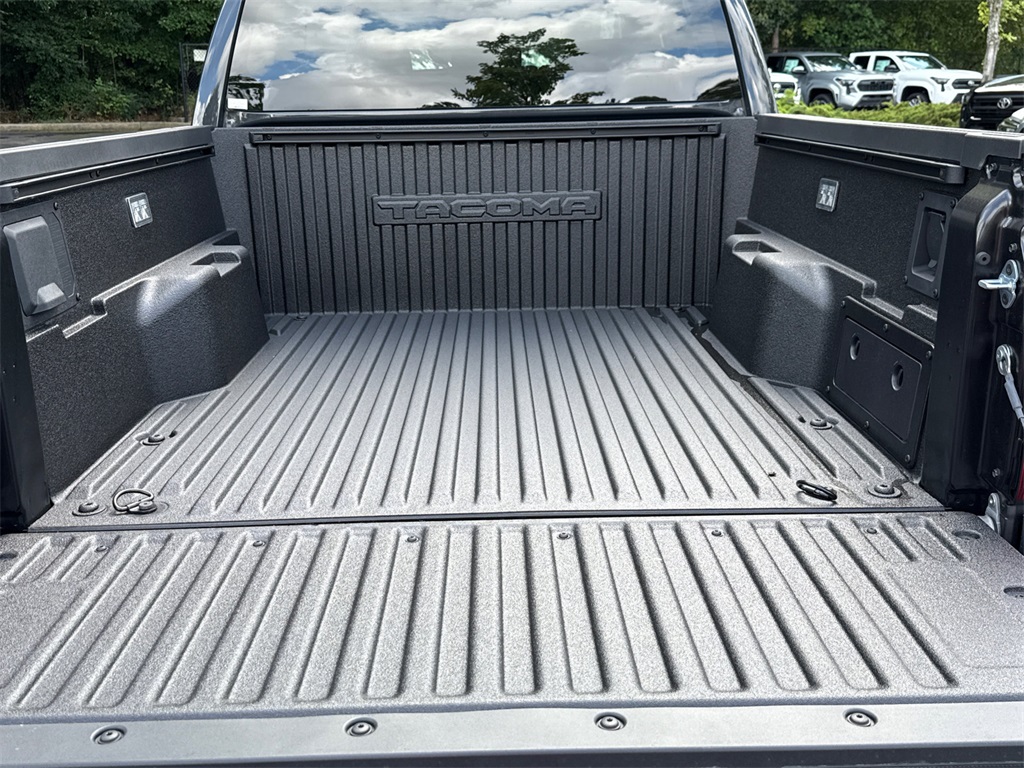 2025 Toyota Tacoma TRD Sport photo 18