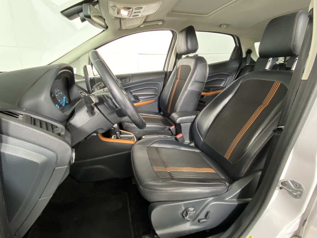 2018 Ford EcoSport SES photo 2