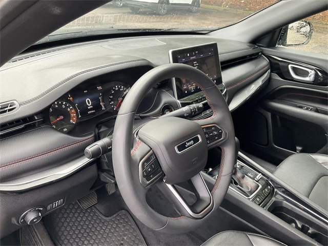 2023 Jeep Compass Trailhawk photo 9