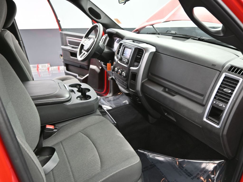 2024 Ram 1500 Classic Warlock photo 35
