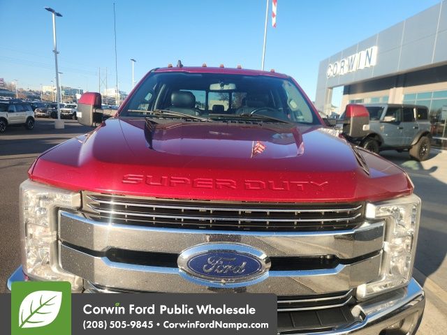 2019 Ford F-350 photo 2