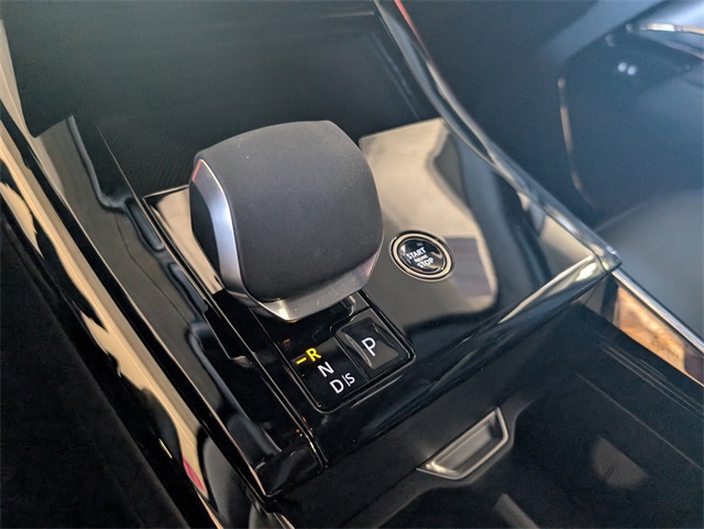 2025 Land Rover Range Rover Sport SE photo 10