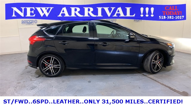Used 2016 Ford Focus ST with VIN 1FADP3L9XGL254094 for sale in Schenectady, NY