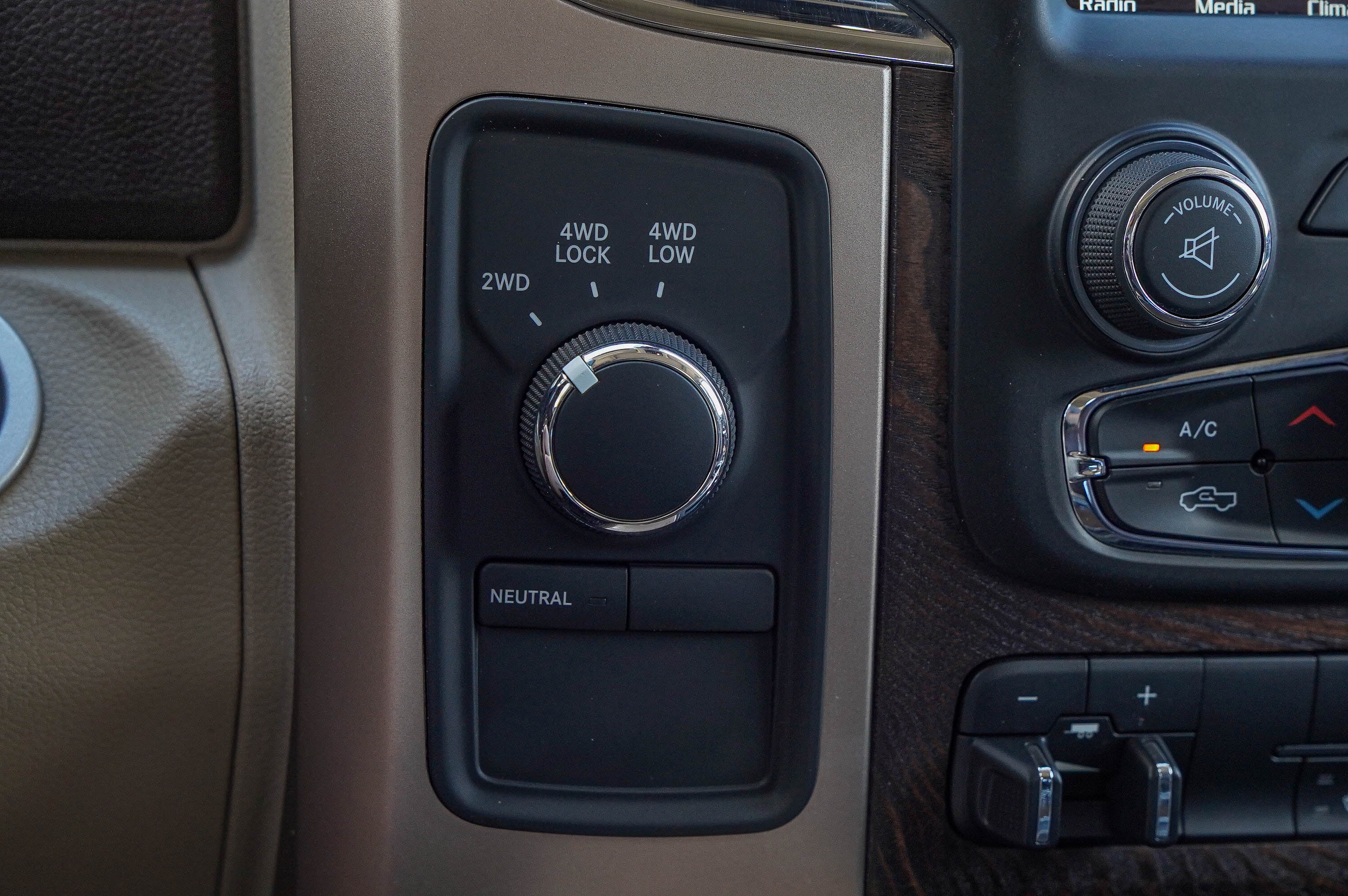 2018 Ram 3500 Laramie Longhorn photo 20