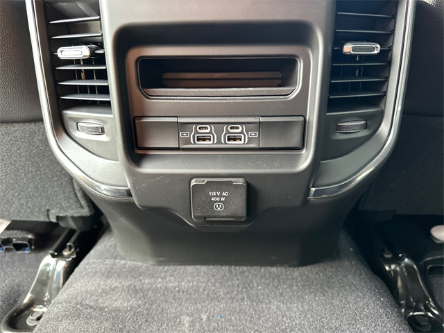 2025 Ram 2500 Laramie photo 12