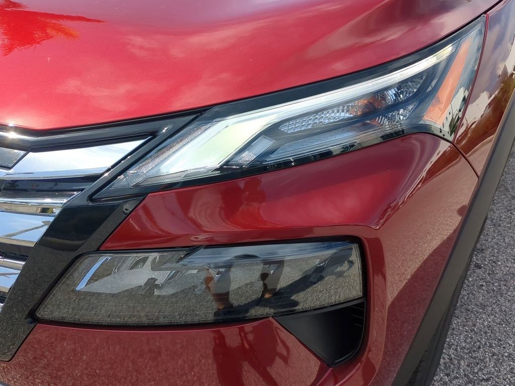 2026 Nissan Rogue S photo 4