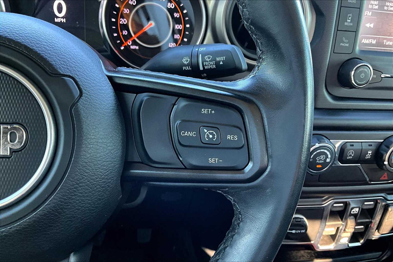 2020 Jeep Gladiator Sport S photo 21