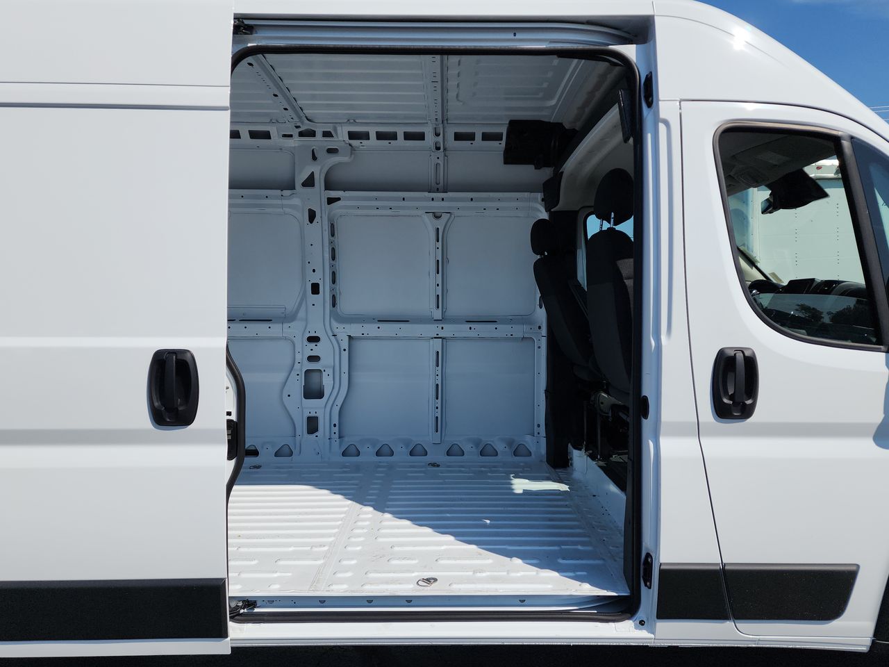 2026 Ram ProMaster 2500 photo 20