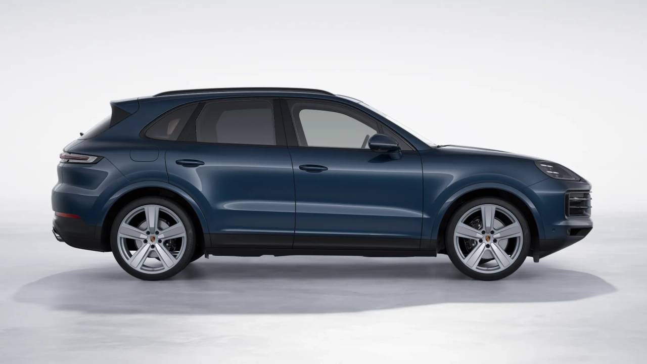 2026 Porsche Cayenne photo 7