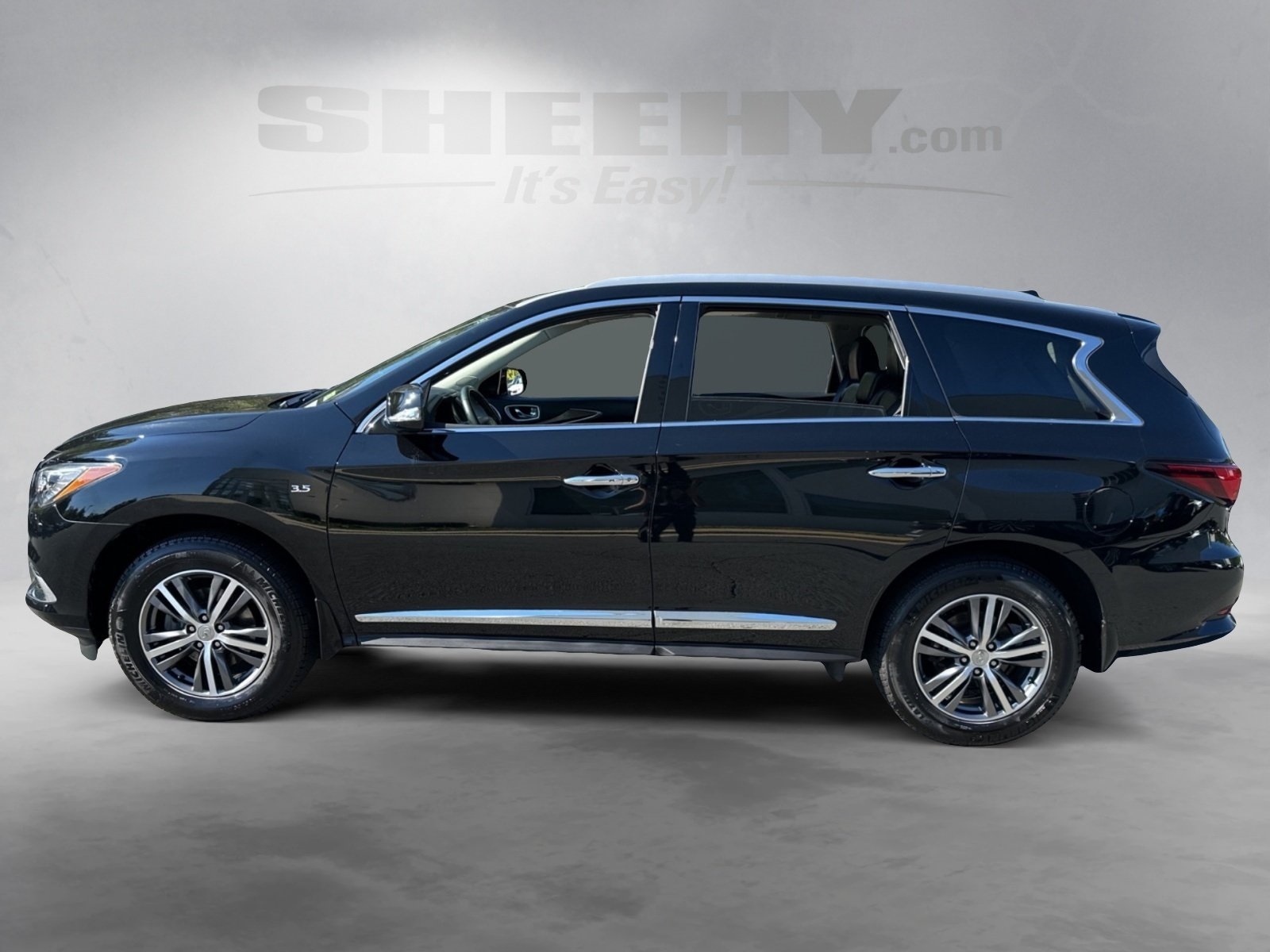 2020 Infiniti QX60 Luxe photo 17