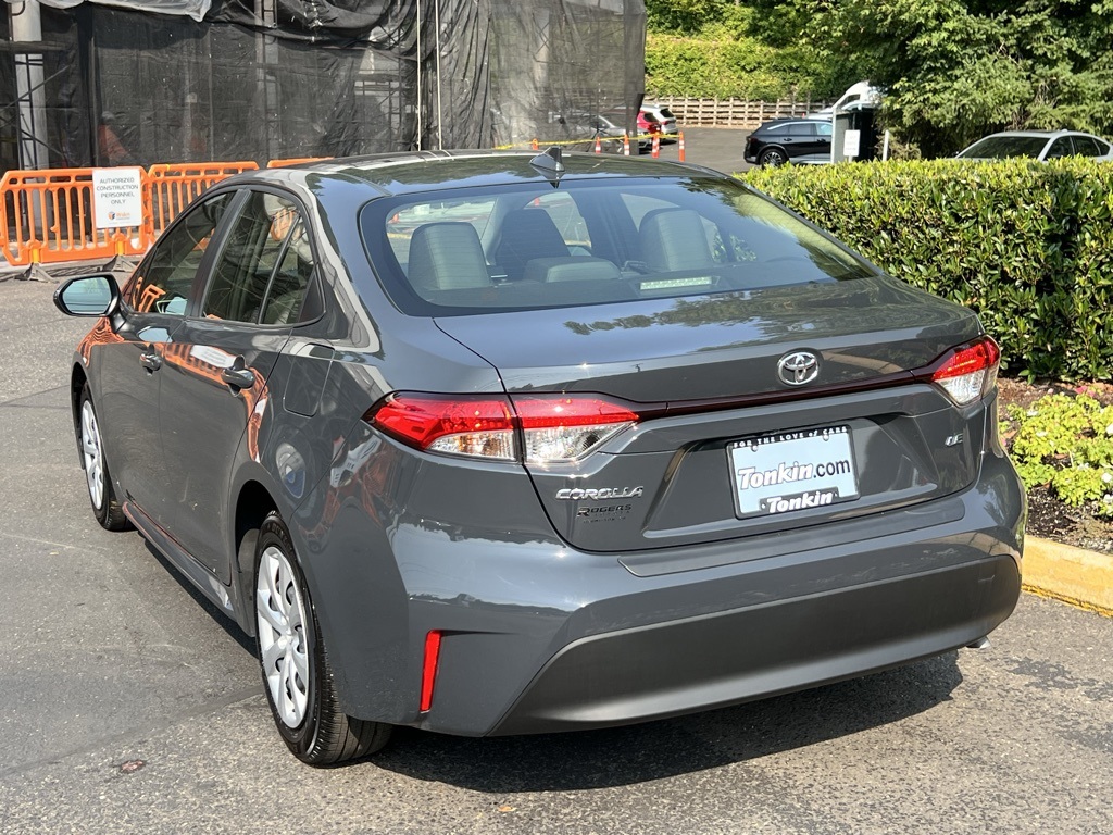 2023 Toyota Corolla LE photo 4