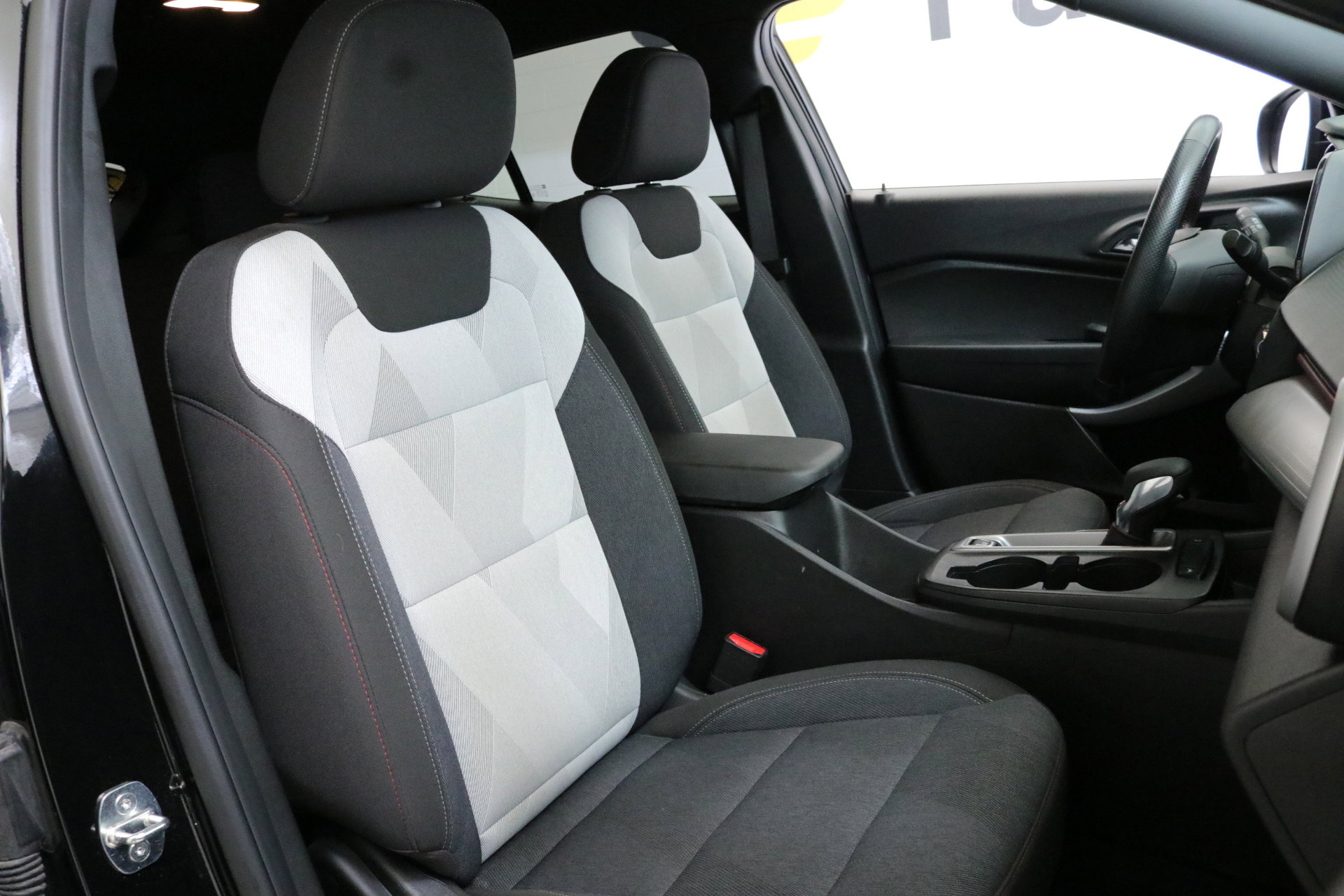 2024 Chevrolet Trax photo 28
