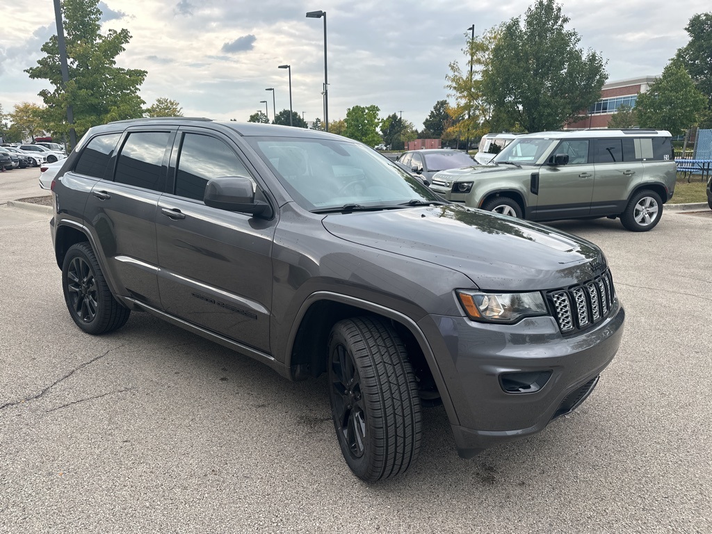 2020 Jeep Grand Cherokee Laredo photo 12