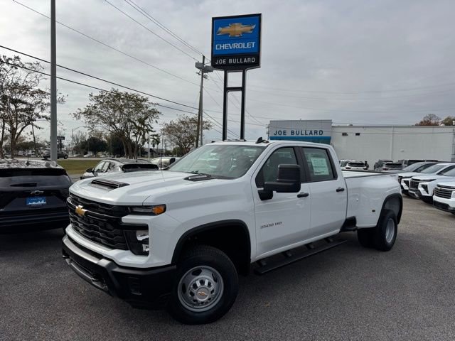 2026 Chevrolet Silverado 3500HD Work Truck's photo