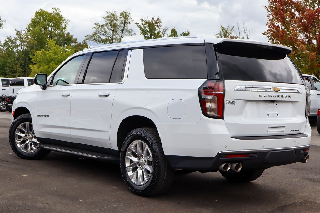 2023 Chevrolet Suburban Premier photo 4