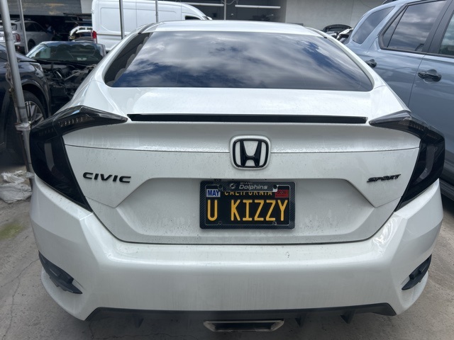 2019 Honda Civic Sport photo 2