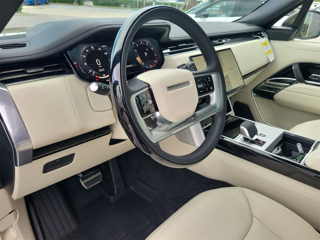 2025 Land Rover Range Rover Autobiography photo 21