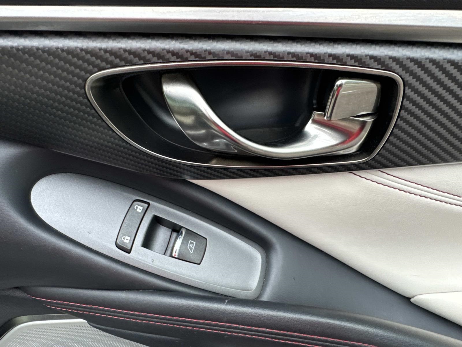 2021 Infiniti Q60 Red Sport 400 photo 13