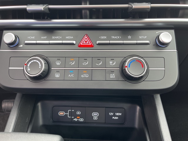 2026 Hyundai Tucson SE photo 17